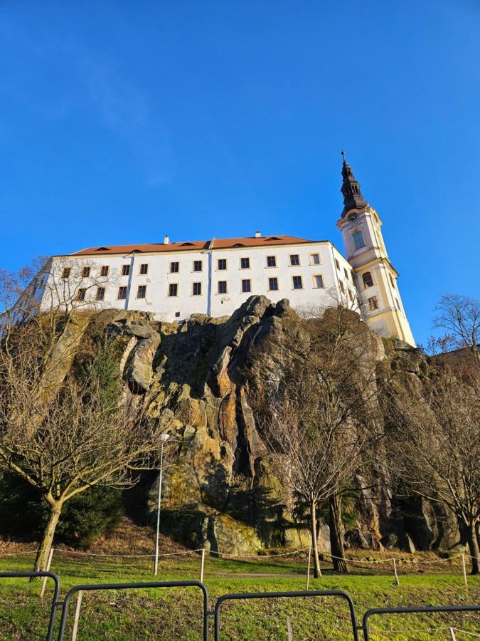 Apartman U Labe Decin Exteriör bild